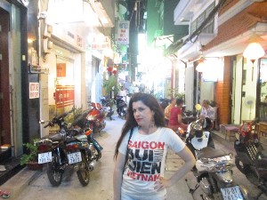 vietnam2016a118.jpg (207399 bytes)