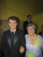 casamentoemersonpatriciacachoeirasfesta009.jpg (445233 bytes)