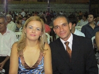 casamentoemersonpatriciacachoeirasfesta012.jpg (462296 bytes)