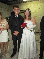 casamentoemersonpatriciacachoeirasfesta040.jpg (453015 bytes)