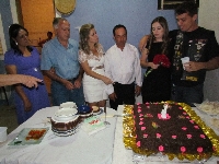 casamentoemersonpatriciacachoeirasfesta111.jpg (541493 bytes)
