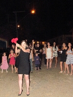 casamentoemersonpatriciacachoeirasfesta117.jpg (497121 bytes)